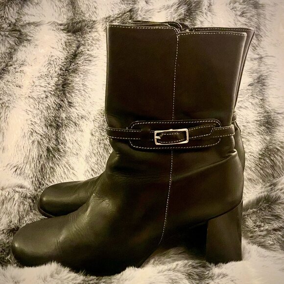 BEAUTIFUL COACH Black Leather boots 9B - Picture 2 of 4